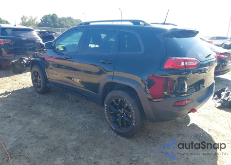 2018 Jeep Cherokee Trailhawk 4X4 from USA, damaged, VIN 1C4PJMBX5JD513090